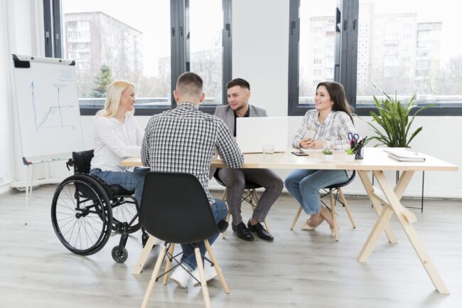 meeting-office-with-woman-wheelchair (1)
